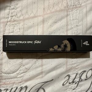 Younique Moodstruck Epic Twisted Mascara - Black